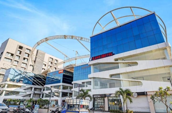 V Love Hotel سورات المظهر الخارجي الصورة