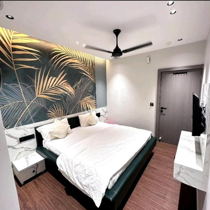 V Love Hotel سورات المظهر الخارجي الصورة