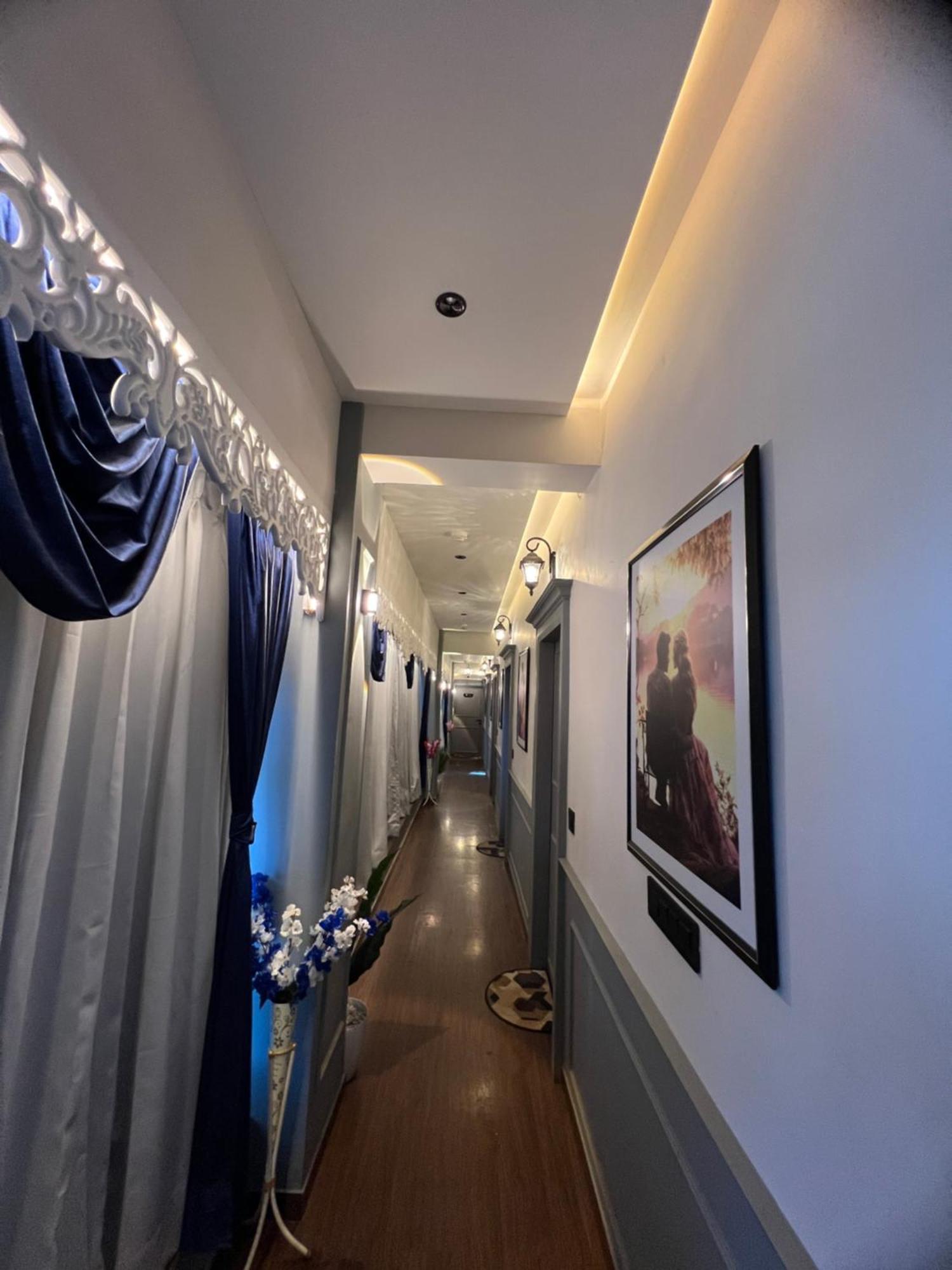 V Love Hotel سورات المظهر الخارجي الصورة