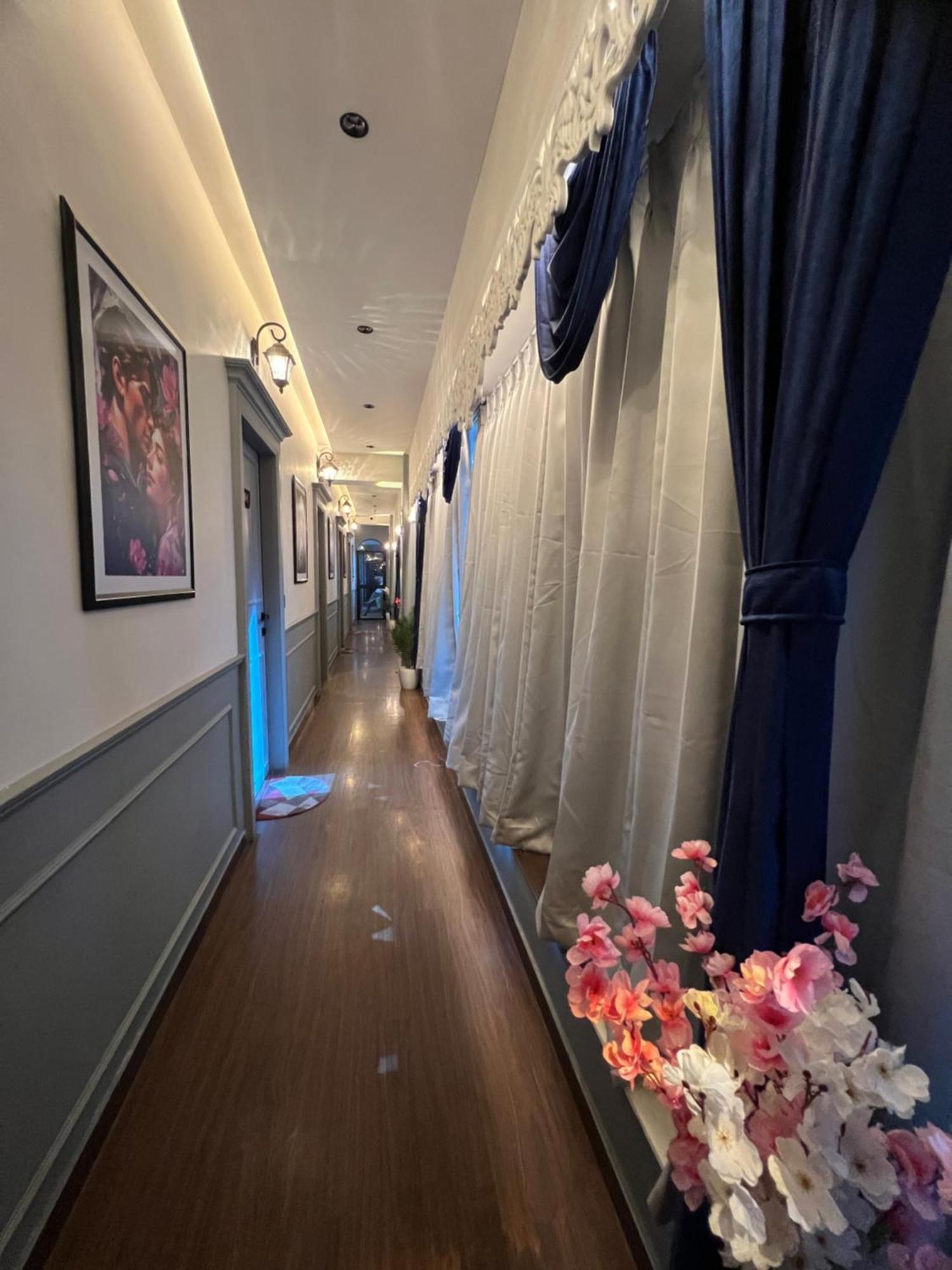 V Love Hotel سورات المظهر الخارجي الصورة